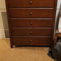 Used Dark Brown Finish Wooden, (9) Drawer Chest Dresser/Clothes Storage/Organizer 
