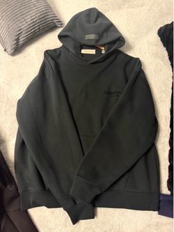 Essential hoodie