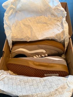 Vans Low-Top Sneakers Tan Gum Sole
