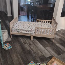 Toddler Bed 