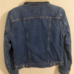 Levi’s Sherpa Trucker Jacket