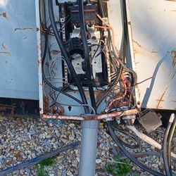 Breaker Box And 2 50ft Wires