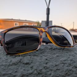Free Lens Wipes With Purchase $35 FIRM MADSON Classico Polarized Sunglasses