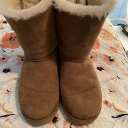 Ugg Woman’s Bailey Bow Boots