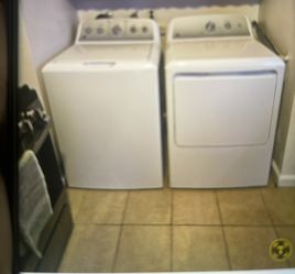Washer and dryer set