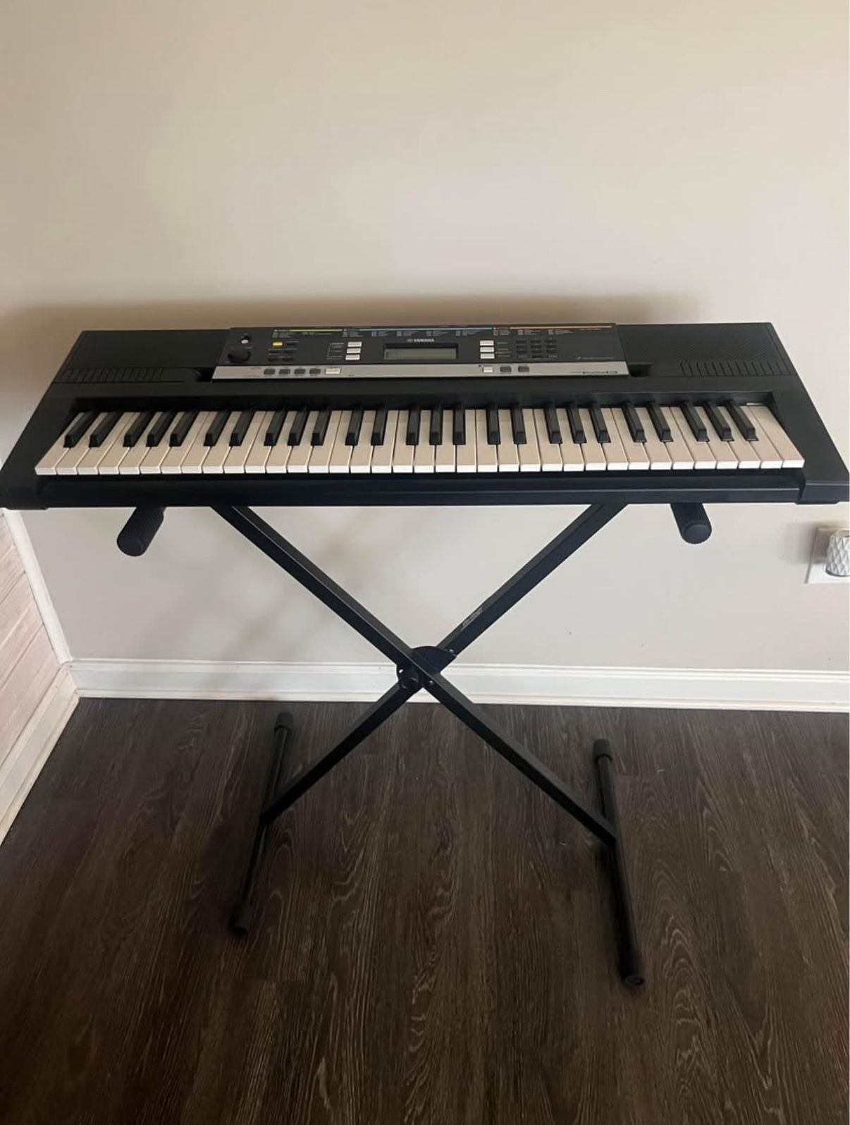 Yamaha Piano Keyboard and Stand
