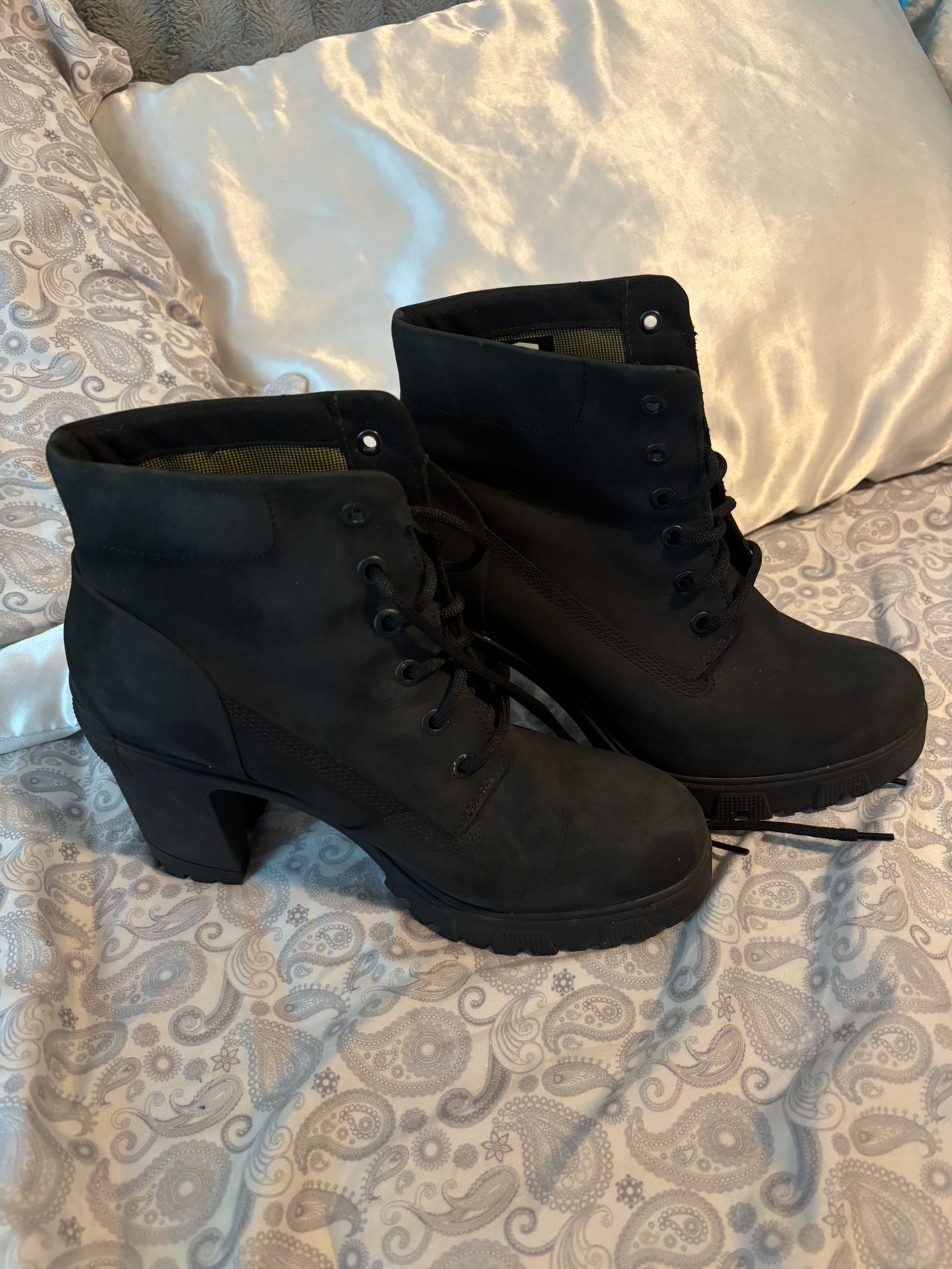 Timberland Heeled Boots - Size 10