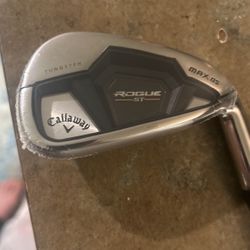 Callaway ROGUE ST Max0S        7 Iron