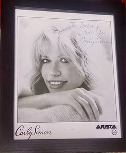 Carly Simon Autographed Arista Promo Photo – Framed & Personalized!