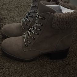 Botas Nuevas 