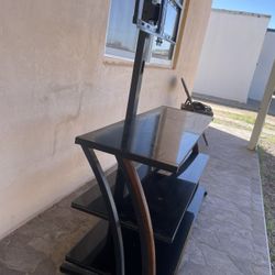 TV STAND 