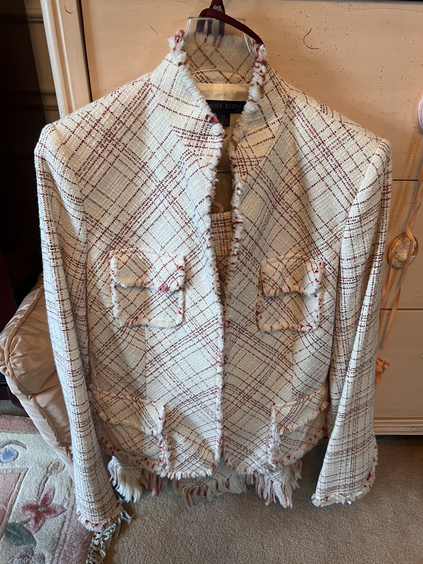 Ann Klein suit skirt and jacket Size 14 New