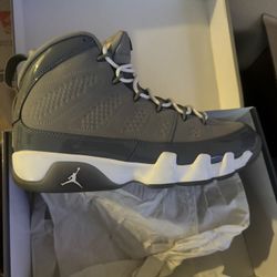 Air Jordan Retro 9’s (Cool Grey) GREAT CONDITION (PRICE IS FIRM) NO TRADES 