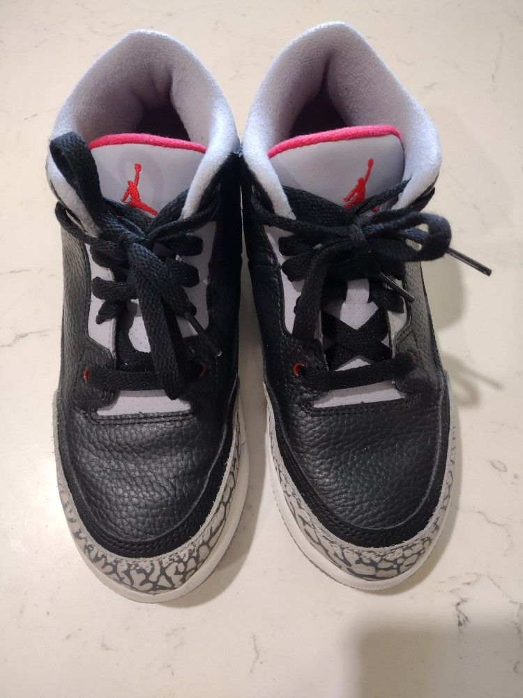 2017 NIKE AIR JORDAN RETRO SNEAKERS 