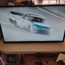 32"Roku Tv