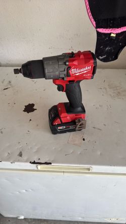 Milwaukee drill