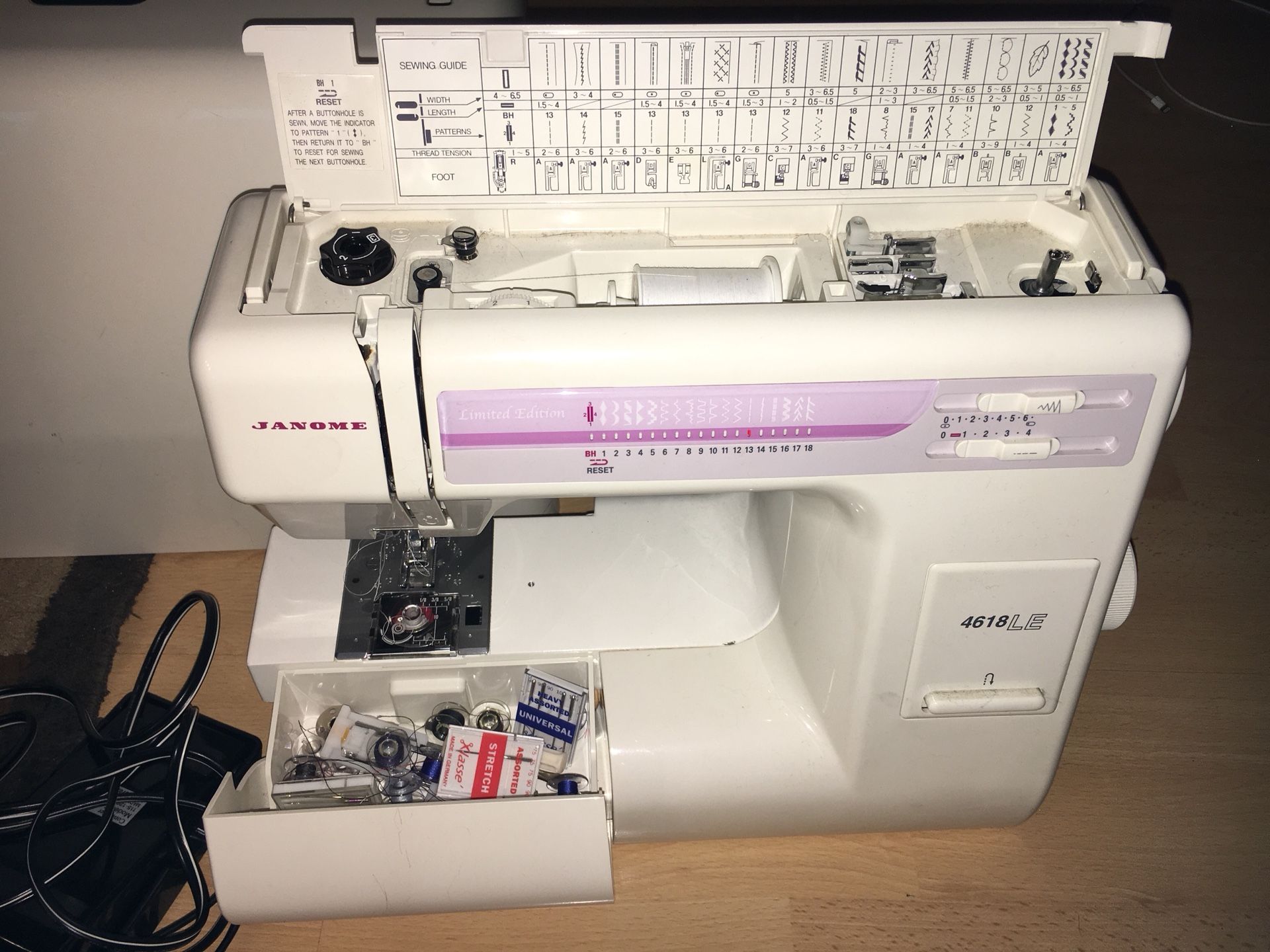 Janome 4618 LE sewing machine