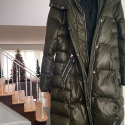 Dark green Jacket Size Large