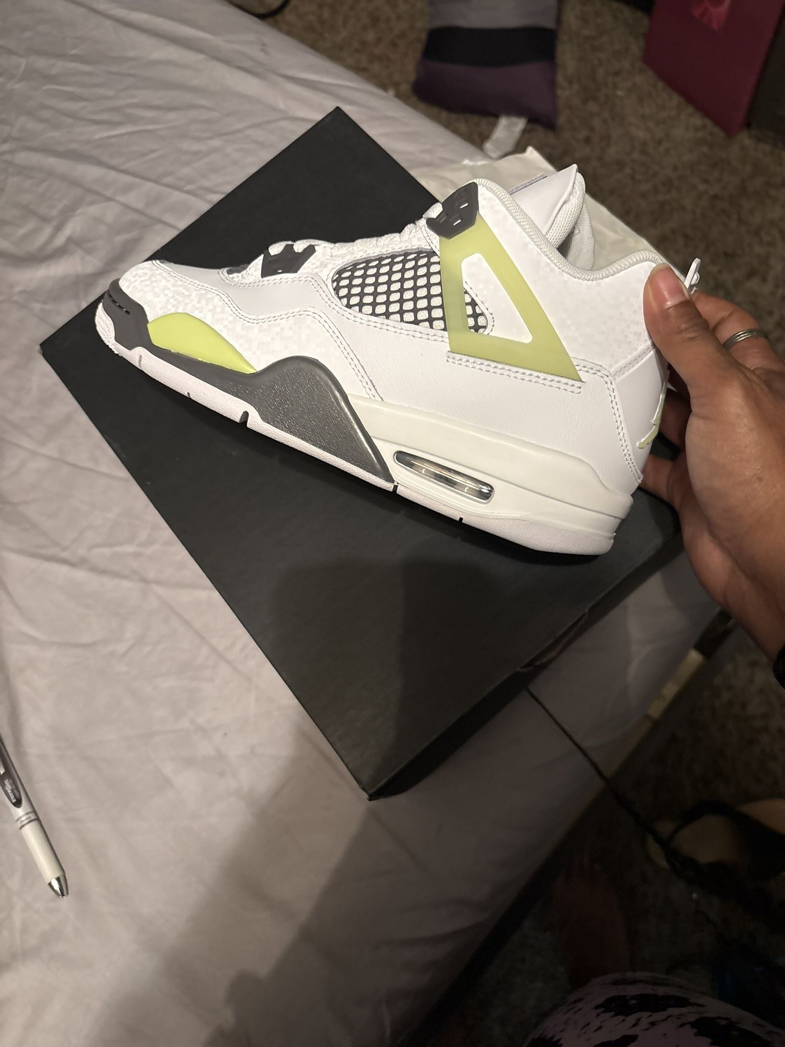 air jordan 4 retro white /lt lemon twist
