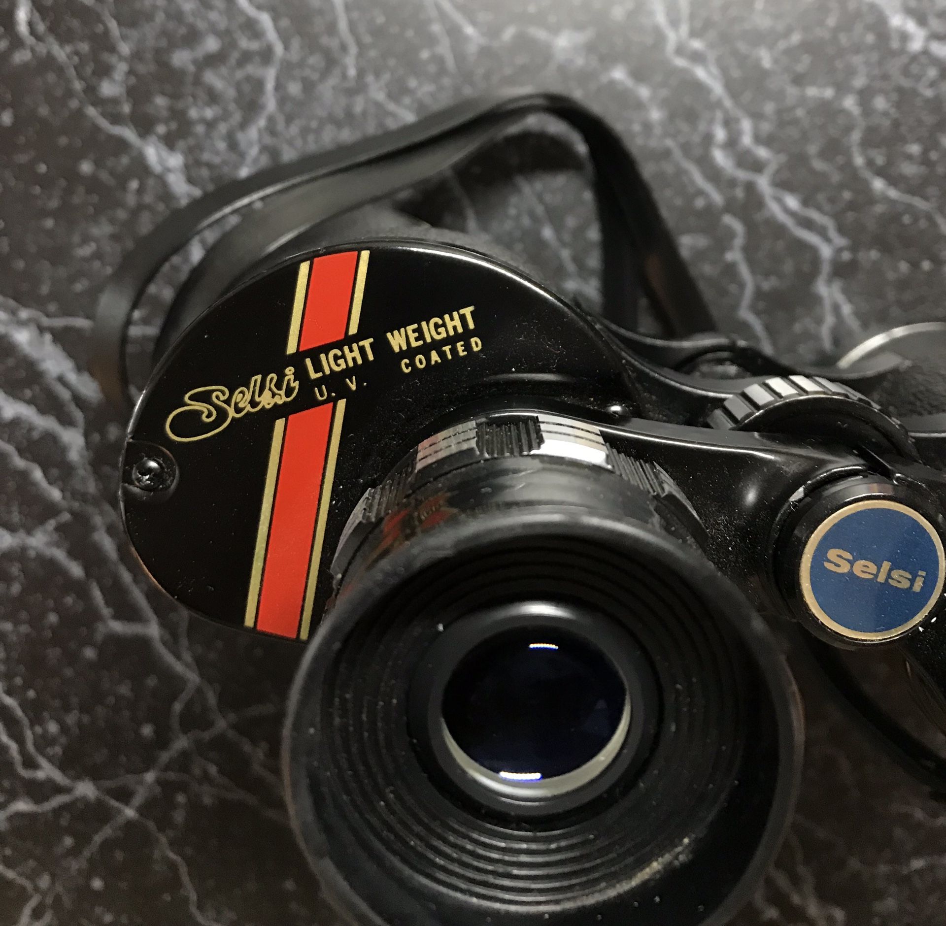 Vintage Selsi Light Weight Zoom 8-20x50 binoculars