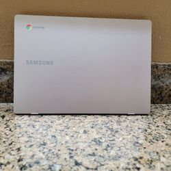 Samsung Chrome Laptop 