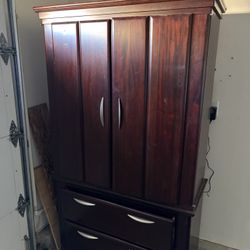 Storage Cabinet FREE FREE FREE!!!