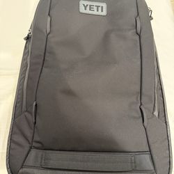 Yeti Crossroad 35L/22" CARRY-ON LUGGAGE