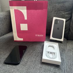 iPhone 16