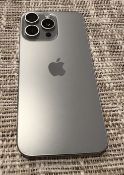 iPhone 15 Pro Max 256GB Natural Titanium