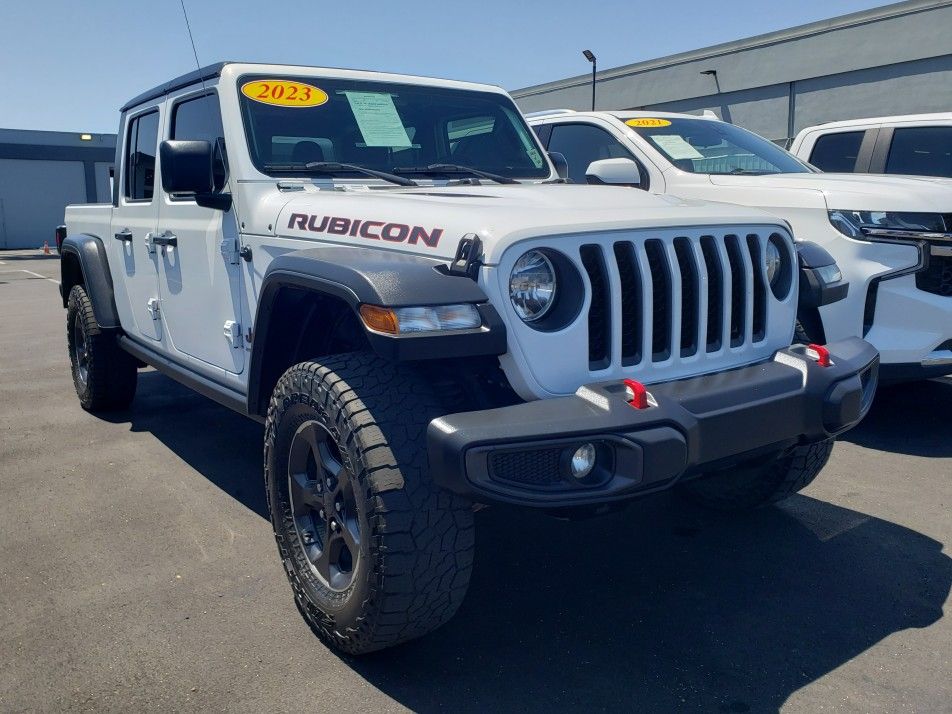 2023 Jeep Gladiator