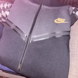 Nike Tech Full Outfit 