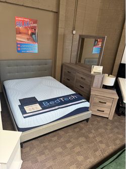 Rustic gray upholstered queen bedroom set
