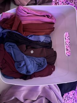 Lululemon leggings all size 4