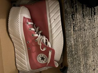 All stars converse size 8 women’s