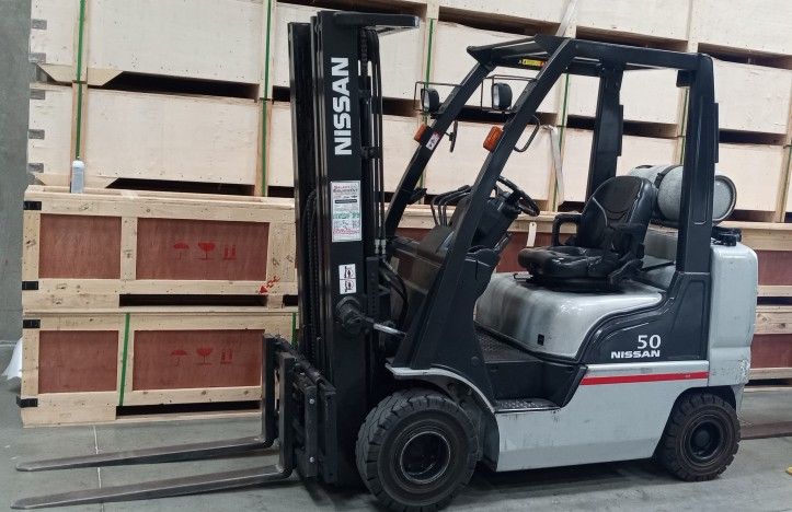 Forklift