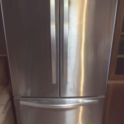 Whirlpool Refrigerator 