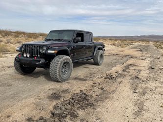 Jeep Black Rhino 20" Wheel Set + 37" General Grabber X3 +Spare 37"