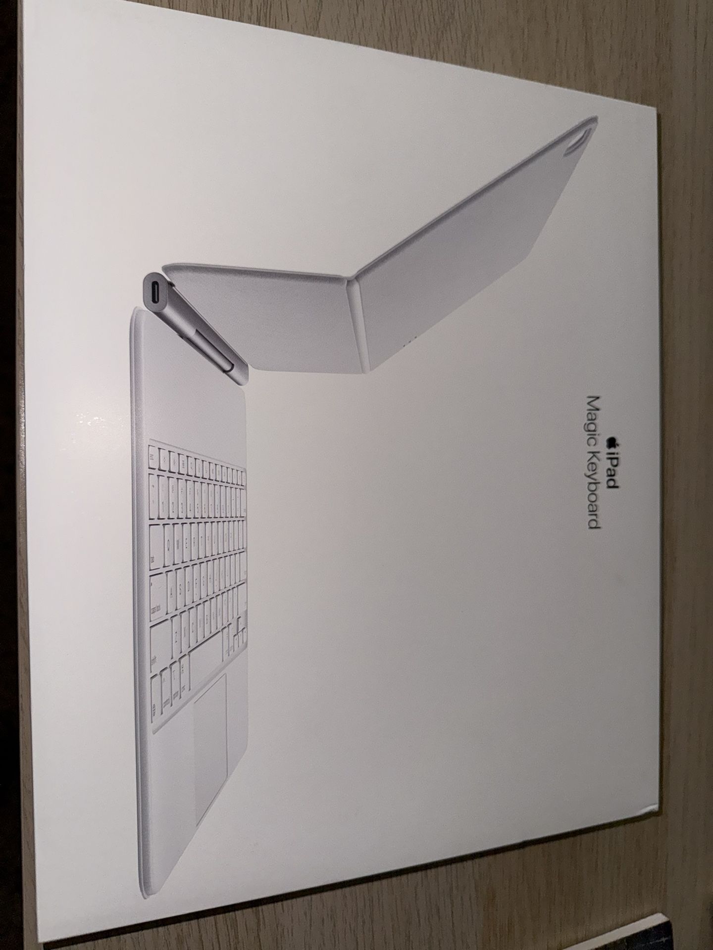 Brand New Magic Keyboard - iPad Air 13in - Open Box 