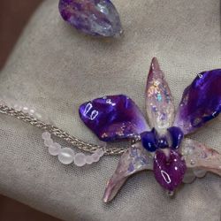 Handmade Sparkly Purple Orchid Hand Beaded Choker Necklace 