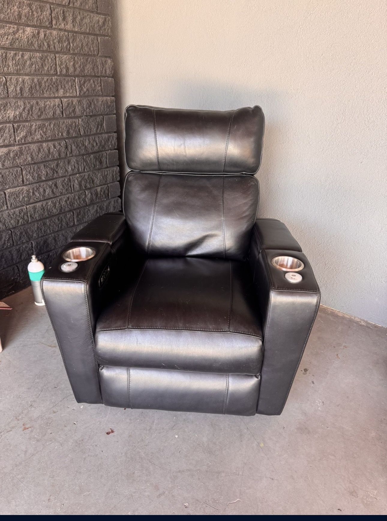 Recliner chair