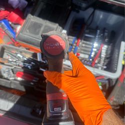 Milwaukee fuel hex M12 with battery