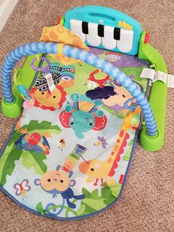 Fisher Price Kick 'n Play Piano Gym
