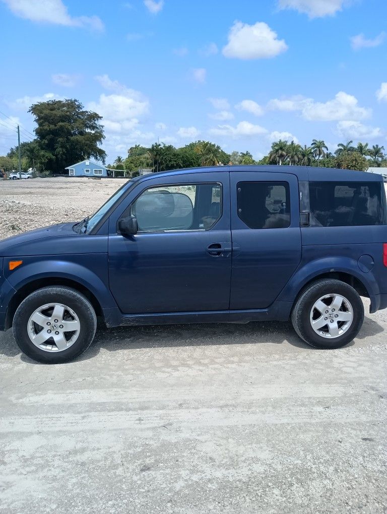 2003 Honda Element