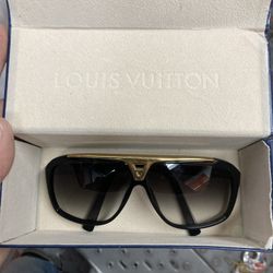 Louis Vuitton sunglasses 100% Authentic