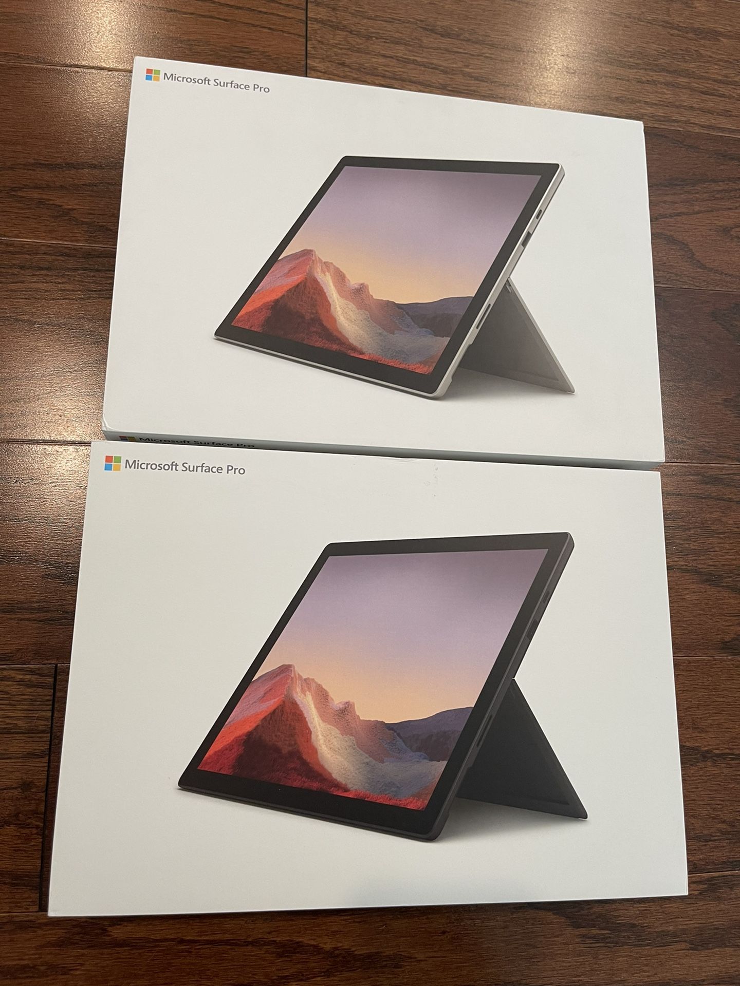 Microsoft Surface Pro 7 with Type Cover(2 AVAILABLE)