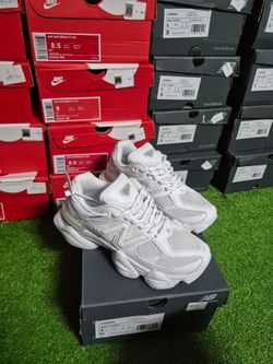New balance 9060, color blanco.