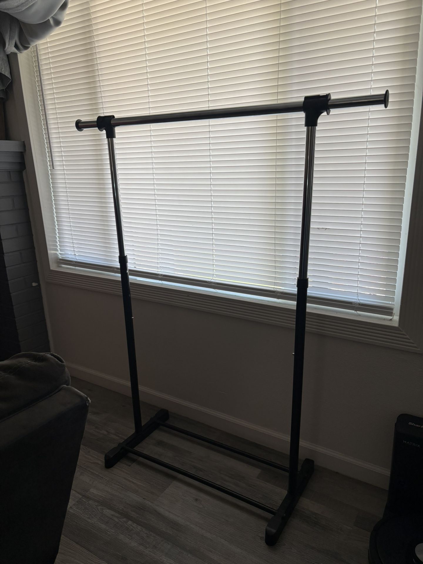 Adjustable Clothing Rack!!