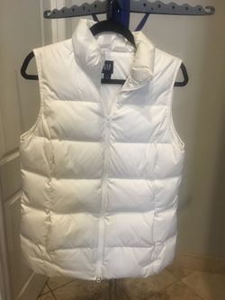 Gap Puffer Vest Size Medium