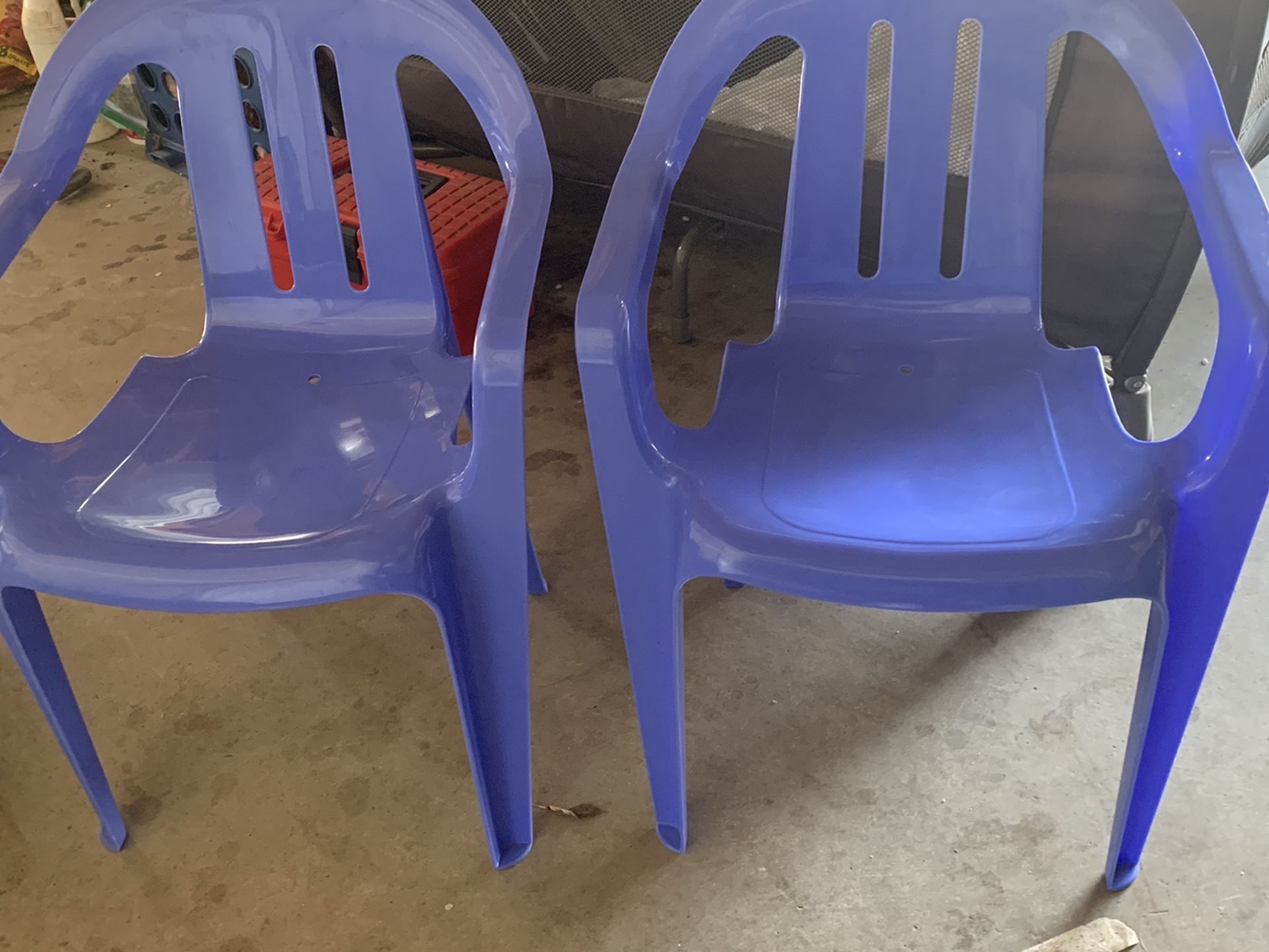 Free Chairs