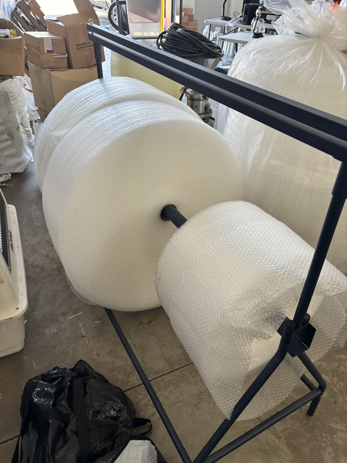 Bubble Wrap Roll Dispenser